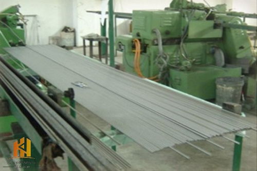 X6CrNiMoTi17-12-2材料特性及其在化工原料中的应用